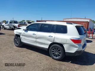 2012 Toyota Highlander Limited with VIN 5TDDK3EH9CS169673, listed as a IAAI auction lot 41921136 with 132,885 mi miles. Bid and sale history available at carsss.com. Image 3.