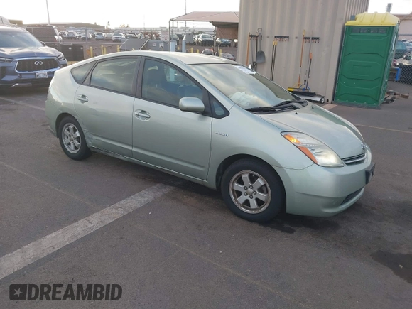 2008 Toyota Prius with VIN JTDKB20U983382105, listed as a IAAI auction lot 40850549 with 185,759 mi miles. Bid and sale history available at carsss.com. Image 1.
