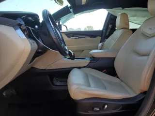 2017 Cadillac XT5 FWD with VIN 1GYKNARS8HZ241195, listed as a Copart auction lot 46613485 with 113,680 mi miles and Salvage Title. Bid and sale history available at DreamBid. Image 7.