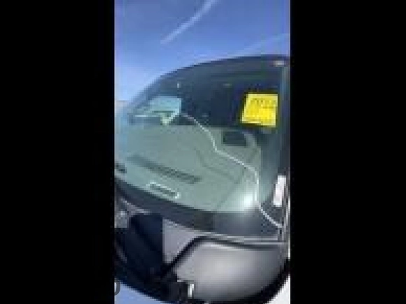 2017 Chevrolet Express Cargo z VIN 1GCWGAFF3H1158281, wystawiony jako IAAI lot #42566227 z przebiegiem 212 348 mil mil oraz . Historia ofert i sprzedaży dostępna na DreamBid. Obrazek 27.