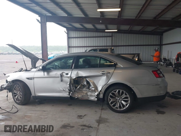 2014 Ford Taurus Limited с VIN 1FAHP2F89EG186147, выставлен на аукционе IAAI как лот 42228000 с пробегом 179 863 миль миль и . История ставок и продаж доступна на DreamBid. Изображение 15.