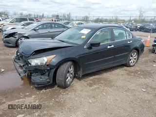 2010 Honda Accord EX-L z VIN 1HGCP3F85AA016912, wystawiony jako IAAI lot #42073686 z przebiegiem 210 144 mil mil oraz . Historia ofert i sprzedaży dostępna na DreamBid. Obrazek 18.