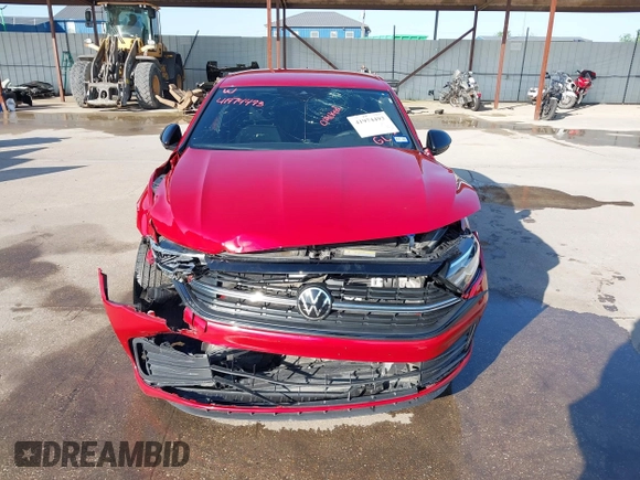 2024 Volkswagen Jetta Sport z VIN 3VWAM7BU7RM080664, wystawiony jako IAAI lot #41974493 z przebiegiem 14 254 mil mil oraz . Historia ofert i sprzedaży dostępna na DreamBid. Obrazek 12.