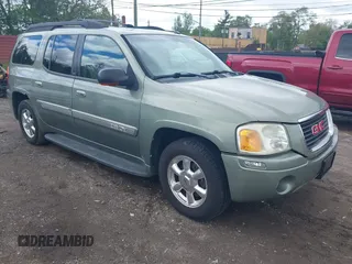 2004 GMC Envoy SLT z VIN 1GKET16S646213683, wystawiony jako IAAI lot #42338133 z przebiegiem 202 217 mil mil oraz . Historia ofert i sprzedaży dostępna na DreamBid. Obrazek 1.