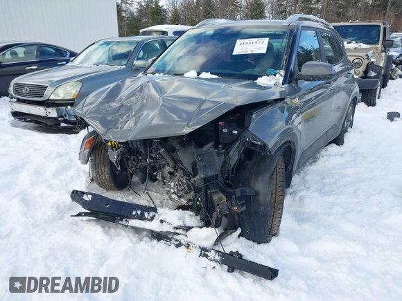 2021 Hyundai Venue Denim z VIN KMHRC8A31MU093143, wystawiony jako IAAI lot #41541572 z przebiegiem 24 804 mil mil oraz . Historia ofert i sprzedaży dostępna na DreamBid. Obrazek 6.