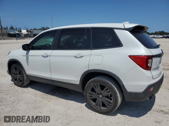 2021 Honda Passport Sport z VIN 5FNYF8H23MB013015, wystawiony jako Copart lot #55984385 z przebiegiem 52 391 mil mil oraz Nie do naprawy • Non repairable. Historia ofert i sprzedaży dostępna na DreamBid. Obrazek 2.