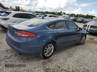 2019 Ford Fusion SE with VIN 3FA6P0HD2KR198201, listed as a Copart auction lot 77774604 with 58,847 mi miles and Clean Title. Bid and sale history available at DreamBid. Image 3.