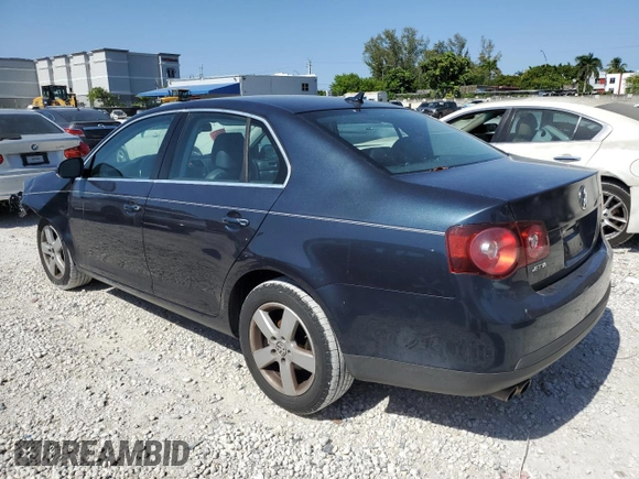 2009 Volkswagen Jetta SE с VIN 3VWRM71K09M091296, выставлен на аукционе Copart как лот 57342255 с пробегом 100 184 миль миль и Списание • Salvage title. История ставок и продаж доступна на DreamBid. Изображение 2.