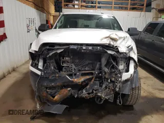 2017 Ram 2500 Tradesman с VIN 3C6UR5HJ2HG636449, выставлен на аукционе Copart как лот 76493804 с пробегом 12 560 миль миль и Списание • Salvage title. История ставок и продаж доступна на DreamBid. Изображение 5.