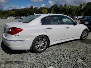 2014 Hyundai Genesis 3.8L with VIN KMHGC4DD4EU265431, listed as a Copart auction lot 73805934 with 209,667 mi miles and Salvage Title. Bid and sale history available at carsss.com. Image 3.