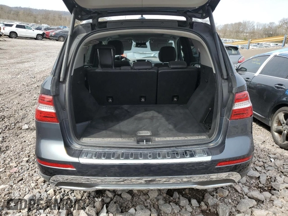 2013 Mercedes-Benz M 350 with VIN 4JGDA5JB8DA256832, listed as a Copart auction lot 47493005 with 72,233 mi miles and Salvage Title. Bid and sale history available at DreamBid. Image 6.