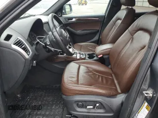 2014 Audi Q5 Premium Plus z VIN WA1DGAFP2EA008247, wystawiony jako Copart lot #55117235 z przebiegiem 132 601 mil mil oraz Szkoda całkowita • Salvage title. Historia ofert i sprzedaży dostępna na DreamBid. Obrazek 7.