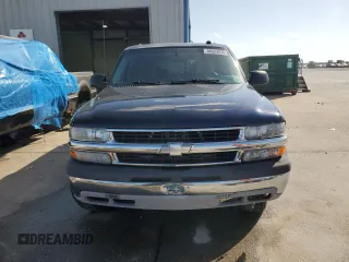 2004 Chevrolet Suburban LS with VIN 3GNEC16Z64G163608, listed as a Copart auction lot 56529235 with 198,005 mi miles and Salvage title. Bid and sale history available at DreamBid. Image 5.