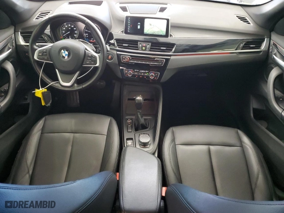 2018 BMW X1 sDrive28i with VIN WBXHU7C34J5L08334, listed as a Copart auction lot 52177725 with 81,074 mi miles and Salvage Title. Bid and sale history available at carsss.com. Image 8.