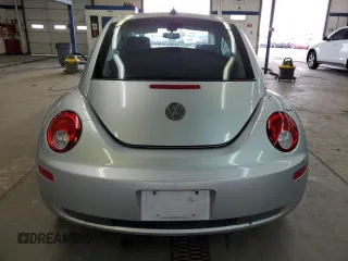 2006 Volkswagen New Beetle Coupe with VIN 3VWSW31C26M415535, listed as a Copart auction lot 47546215 with 77,387 mi miles and Salvage Title. Bid and sale history available at carsss.com. Image 6.