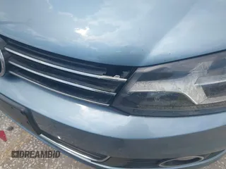 2013 Volkswagen Eos Komfort с VIN WVWBW8AH0DV001877, выставлен на аукционе IAAI как лот 42296540 с пробегом 111 994 миль миль и . История ставок и продаж доступна на DreamBid. Изображение 6.