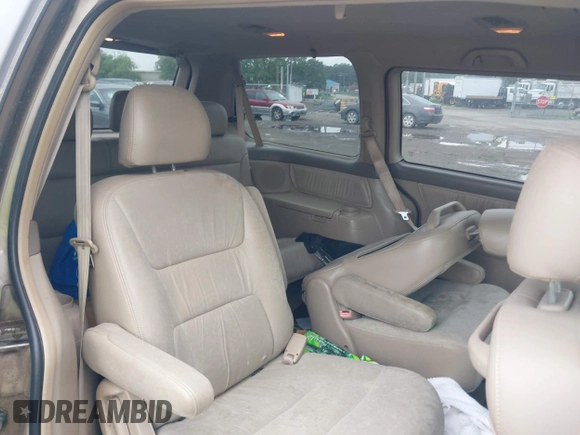 2003 Honda Odyssey EX-L with VIN 5FNRL180X3B151488, listed as a IAAI auction lot 42681426 with 231,065 mi miles and . Bid and sale history available at DreamBid. Image 8.