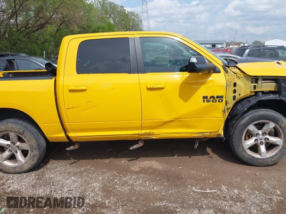 2016 Ram 1500 Sport z VIN 1C6RR7MT5GS322634, wystawiony jako IAAI lot #42152813 z przebiegiem 77 266 mil mil oraz . Historia ofert i sprzedaży dostępna na DreamBid. Obrazek 13.