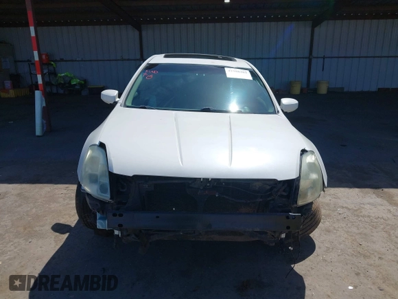 2005 Nissan Maxima SE z VIN 1N4BA41E45C827695, wystawiony jako IAAI lot #41988203 z przebiegiem 94 945 mil mil oraz . Historia ofert i sprzedaży dostępna na DreamBid. Obrazek 13.