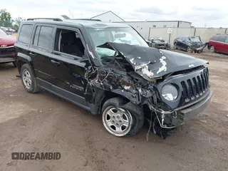 2013 Jeep Patriot Sport z VIN 1C4NJPBA7DD264798, wystawiony jako IAAI lot #42327711 z przebiegiem 205 627 mil mil oraz . Historia ofert i sprzedaży dostępna na DreamBid. Obrazek 1.