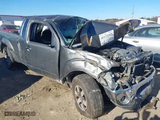 2005 Nissan Frontier 2WD Nismo with VIN 1N6AD06U05C457607, listed as a IAAI auction lot 41173325 with 200,916 mi miles. Bid and sale history available at carsss.com. Image 1.