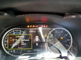2020 Nissan Versa SV z VIN 3N1CN8EV8LL840359, wystawiony jako Copart lot #53277715 z przebiegiem 97 549 mil mil oraz Szkoda całkowita • Salvage title. Historia ofert i sprzedaży dostępna na DreamBid. Obrazek 9.