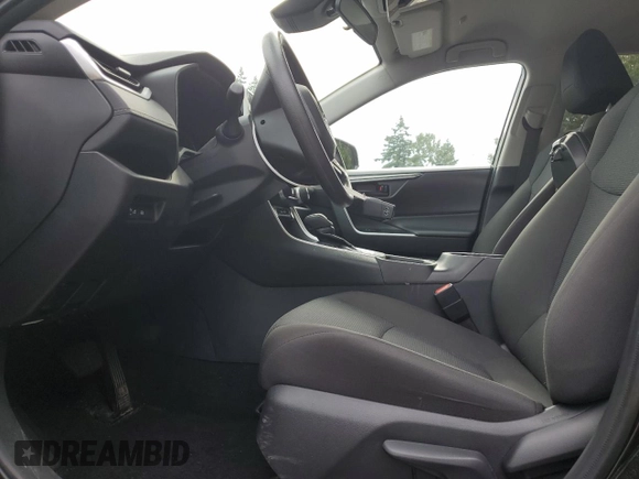 2024 Toyota RAV4 LE with VIN 2T3G1RFV8RC484769, listed as a Copart auction lot 61963905 with 17,948 mi miles and Salvage title. Bid and sale history available at DreamBid. Image 7.