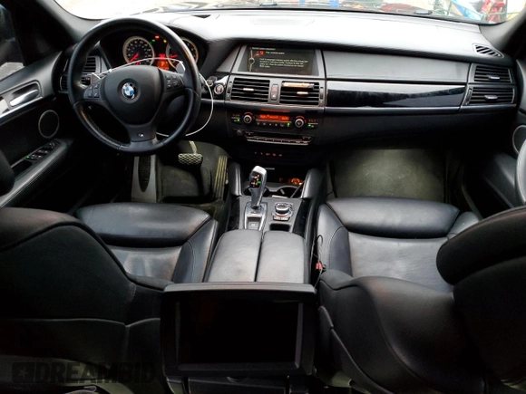 2013 BMW X5 M with VIN 5YMGY0C51DLL15660, listed as a Copart auction lot 84766244 with 113,007 mi miles and Salvage Title. Bid and sale history available at carsss.com. Image 8.