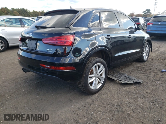 2017 Audi Q3 Premium with VIN WA1ECCFS1HR002039, listed as a Copart auction lot 61215381 with 60,429 mi miles. Bid and sale history available at carsss.com. Image 4.