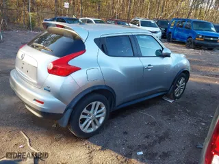 2012 Nissan Juke SL with VIN JN8AF5MR3CT105907, listed as a IAAI auction lot 41379110 with 218,874 mi miles. Bid and sale history available at carsss.com. Image 4.