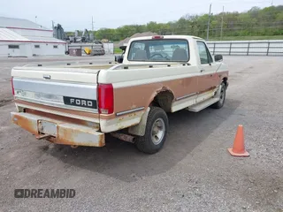 1994 Ford F-150 with VIN 1FTEF14HXRLA47820, listed as a IAAI auction lot 42139859 with 140,530 mi miles and . Bid and sale history available at DreamBid. Image 4.