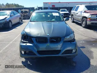 2011 BMW 3 Series 328i xDrive with VIN WBAPK5G57BNN28032, listed as a IAAI auction lot 41835525 with 207,713 mi miles. Bid and sale history available at carsss.com. Image 13.
