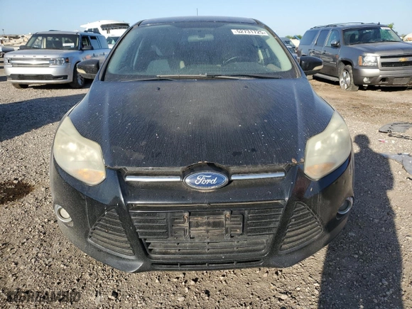 2012 Ford Focus SEL with VIN 1FAHP3M22CL253597, listed as a Copart auction lot 52731725 with 185,802 mi miles and Clean Title. Bid and sale history available at carsss.com. Image 5.