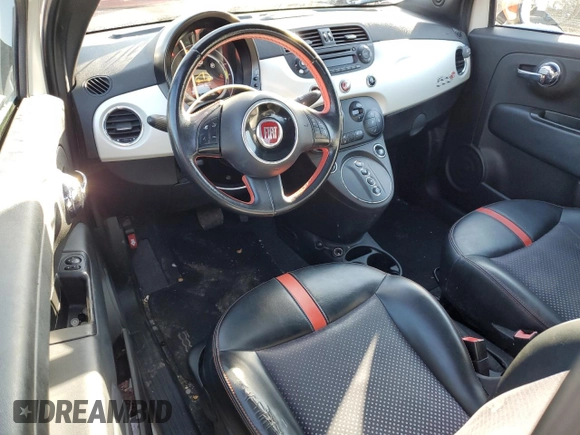 2013 FIAT 500e с VIN 3C3CFFGE2DT714158, выставлен на аукционе Copart как лот 85151624 с пробегом 71 980 миль миль и Списание • Salvage title. История ставок и продаж доступна на DreamBid. Изображение 8.