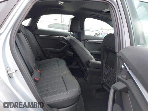 2023 Audi A3 Premium z VIN WAUAUDGY0PA143172, wystawiony jako IAAI lot #41881398 z przebiegiem 18 754 mil mil oraz . Historia ofert i sprzedaży dostępna na DreamBid. Obrazek 8.
