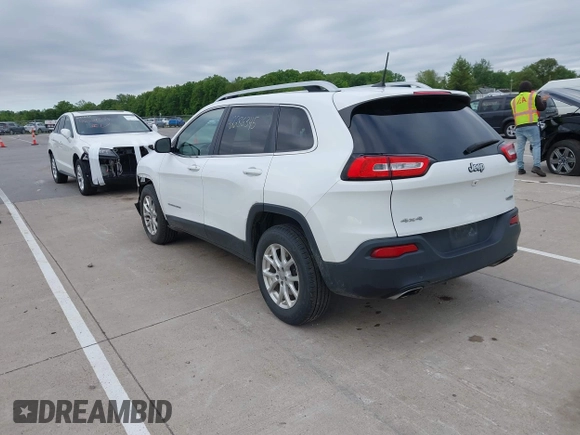2017 Jeep Cherokee Latitude z VIN 1C4PJMCS0HW547004, wystawiony jako IAAI lot #42286345 z przebiegiem 153 186 mil mil oraz . Historia ofert i sprzedaży dostępna na DreamBid. Obrazek 3.