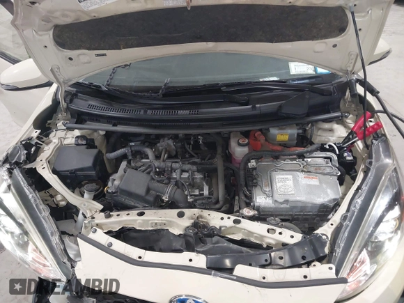 2018 Toyota Prius One with VIN JTDKDTB33J1618298, listed as a IAAI auction lot 42142736 with 101,981 mi miles and . Bid and sale history available at DreamBid. Image 10.
