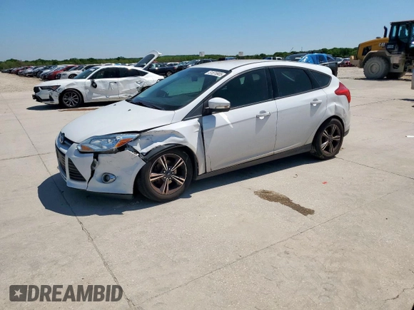 2014 Ford Focus SE with VIN 1FADP3K20EL305376, listed as a Copart auction lot 51878905 with 111,552 mi miles and Salvage Title. Bid and sale history available at carsss.com. Image 1.