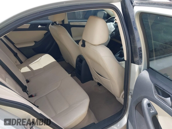 2011 Volkswagen Jetta SE с VIN 3VWBZ7AJ5BM396034, выставлен на аукционе IAAI как лот 42224986 с пробегом 208 344 миль миль и . История ставок и продаж доступна на DreamBid. Изображение 8.