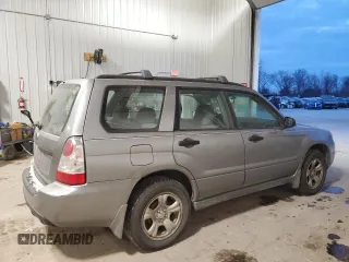 2007 Subaru Forester X with VIN JF1SG63657G718870, listed as a Copart auction lot 81305234 with 198,880 mi miles and Salvage Title. Bid and sale history available at carsss.com. Image 3.