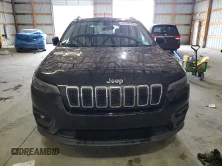 2019 Jeep Cherokee Latitude with VIN 1C4PJMCB4KD284230, listed as a Copart auction lot 57514745 with 107,478 mi miles and Salvage title. Bid and sale history available at DreamBid. Image 5.