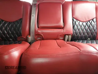2004 GMC Yukon SLE z VIN 1GKEC13V64R310458, wystawiony jako Copart lot #49212215 z przebiegiem 123 839 mil mil oraz Szkoda całkowita • Salvage title. Historia ofert i sprzedaży dostępna na DreamBid. Obrazek 10.