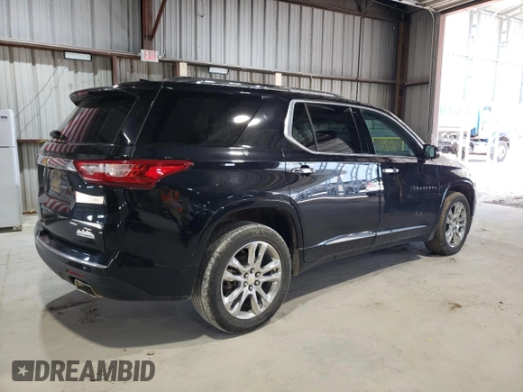 2018 Chevrolet Traverse High Country z VIN 1GNEVKKW6JJ220735, wystawiony jako Copart lot #56122855 z przebiegiem 107 211 mil mil oraz Szkoda całkowita • Salvage title. Historia ofert i sprzedaży dostępna na DreamBid. Obrazek 3.