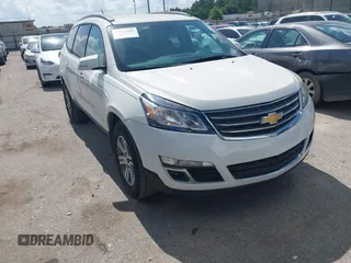 2015 Chevrolet Traverse LT z VIN 1GNKRHKD6FJ157782, wystawiony jako IAAI lot #42571165 z przebiegiem 149 101 mil mil oraz . Historia ofert i sprzedaży dostępna na DreamBid. Obrazek 1.