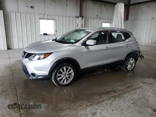 2017 Nissan Rogue SV with VIN JN1BJ1CR9HW143028, listed as a Copart auction lot 56851185 with 84,542 mi miles and Salvage title. Bid and sale history available at DreamBid. Image 1.