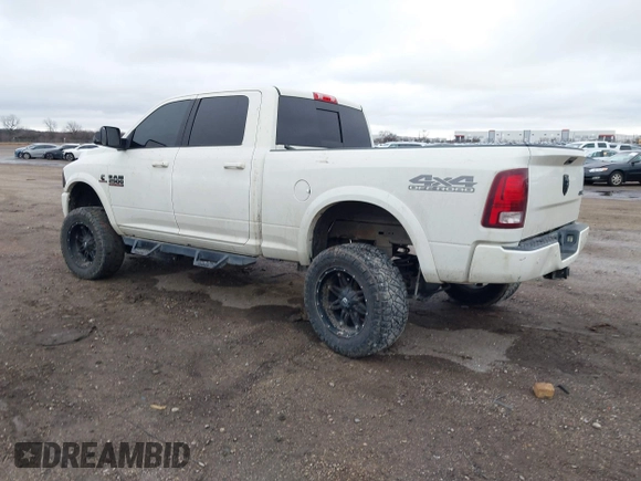 2017 Ram 2500 Laramie z VIN 3C6UR5FL7HG749723, wystawiony jako IAAI lot #41523969 z przebiegiem 133 622 mil mil oraz . Historia ofert i sprzedaży dostępna na DreamBid. Obrazek 3.