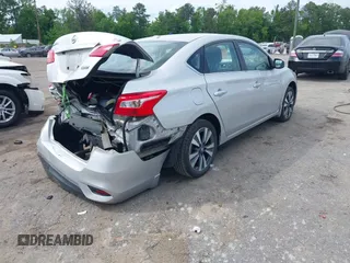 2019 Nissan Sentra SV z VIN 3N1AB7AP4KY431780, wystawiony jako IAAI lot #42189638 z przebiegiem 63 515 mil mil oraz . Historia ofert i sprzedaży dostępna na DreamBid. Obrazek 4.
