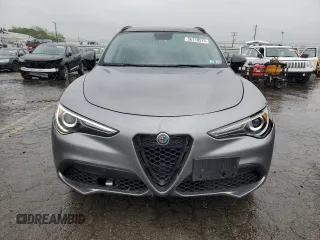 2019 Alfa Romeo Stelvio z VIN ZASPAKAN3K7C71752, wystawiony jako Copart lot #56710515 z przebiegiem 31 537 mil mil oraz Szkoda całkowita • Salvage title. Historia ofert i sprzedaży dostępna na DreamBid. Obrazek 5.