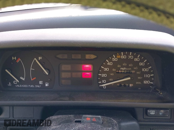 1988 Honda Civic z VIN 2HGED6340JH508656, wystawiony jako IAAI lot #42014370 z przebiegiem 168 213 mil mil oraz . Historia ofert i sprzedaży dostępna na DreamBid. Obrazek 7.