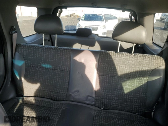 2001 Ford Escape XLS with VIN 1FMYU02101KE82516, listed as a Copart auction lot 46163255 with 190,989 mi miles and Salvage Title. Bid and sale history available at carsss.com. Image 10.